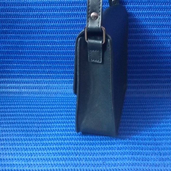 Disney - Picture 4 of 6